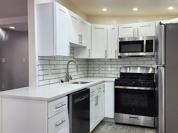 5th image of 337 Hamilton Ave #A