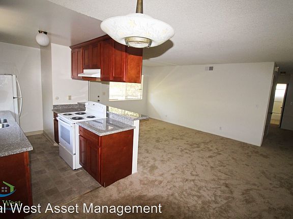 3rd image of 5727 Playa Del Rey APT 4