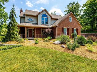 5092 Deerview Woods Dr, Cleves, OH 45002