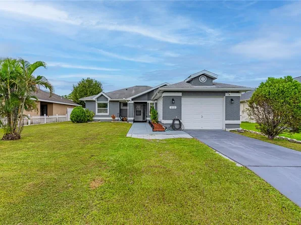 212 Applewood Ct, Kissimmee, FL 34743