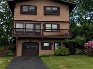 1 Babcock Ct, Stony Pt, NY 10980