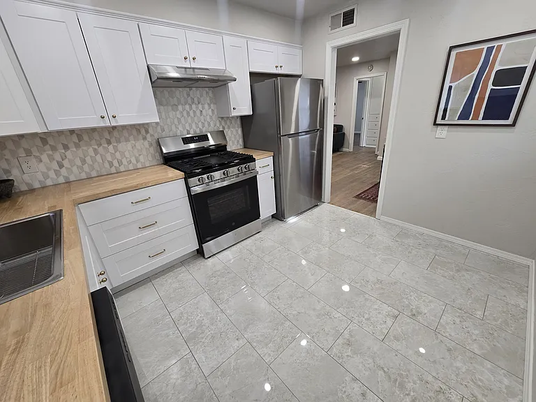 5525 N Shawnee Ave — Photo 4