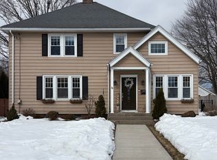 70 Reed St, Agawam, MA 01001
