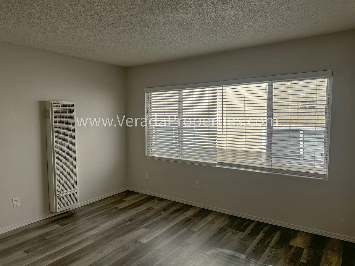 Building Photo - 4174 Altadena Ave #25