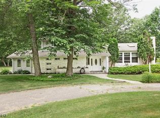 3 Longview Dr, Rockaway, NJ 07866