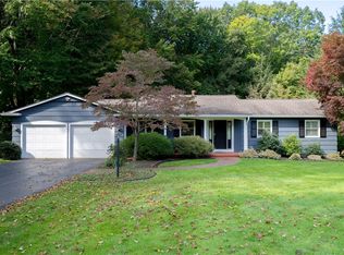 39 Mill Valley Rd, Pittsford, NY 14534