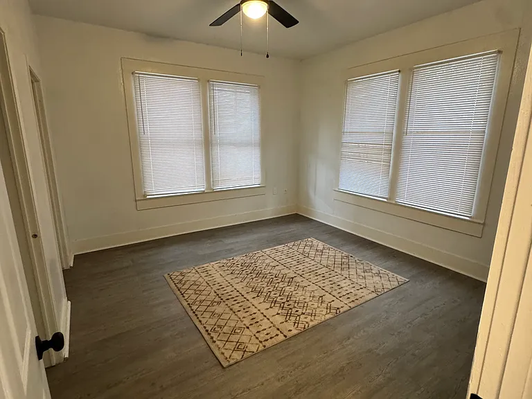102 Wilson St — Photo 2