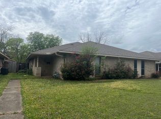 204 W Shady Grove Rd, Irving, TX 75060