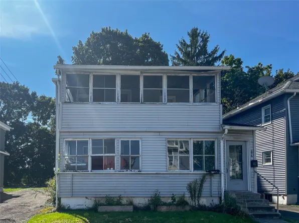 296 Corliss Ave, Johnson City, NY 13790