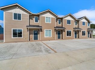 775 E St #B, Crescent City, CA 95531