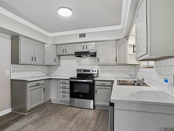 2nd image of 13446 Leblanc Rd