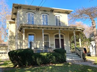 1617 2nd St, Peru, IL 61354