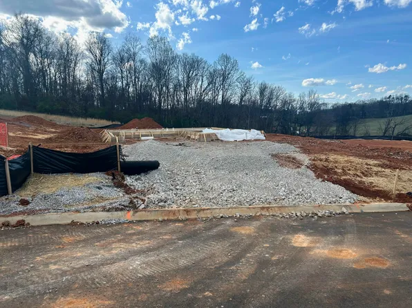 1063 Battle Rdg, Jefferson City, TN 37760