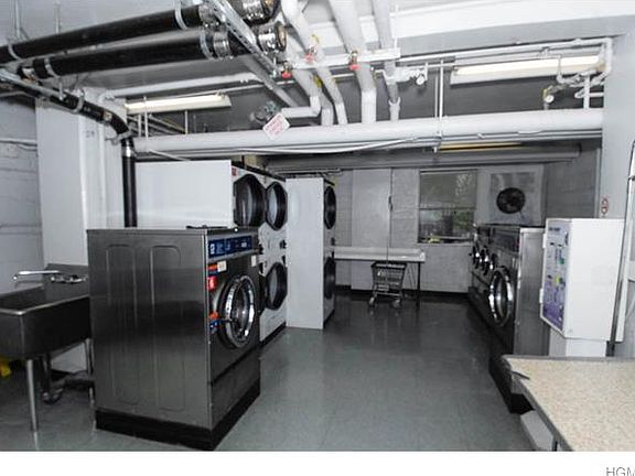 5th image of 1 Fordham Hill Oval APT 16A