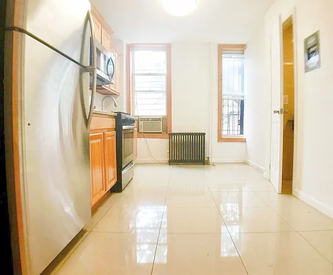 Rented by Compass | media 14