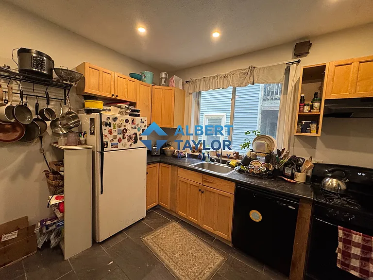 55 Hillside St #1 — Photo 16