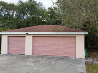 2053 Racimo Dr, Sarasota, FL 34240