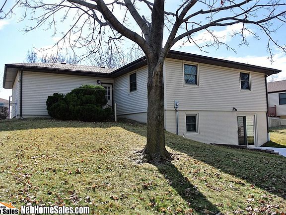 4th image of 5240 Sherman St