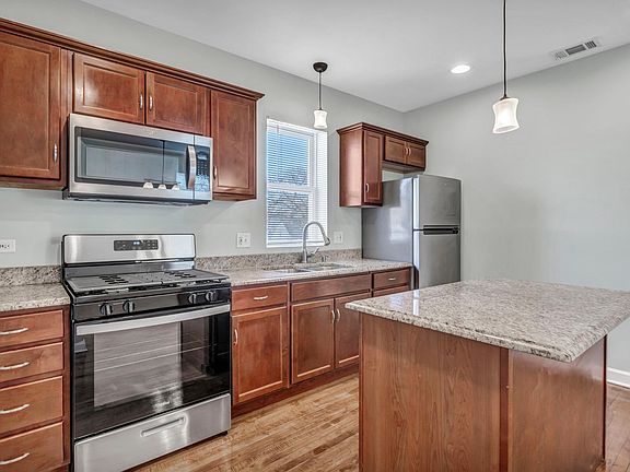 4th image of 5005 W 31st Pl APT 3