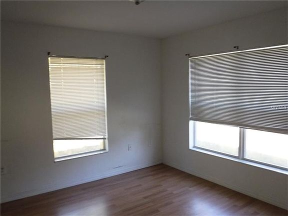 4th image of 3904 S Haberland Blvd