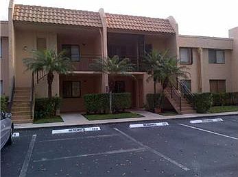 2nd image of 310 Racquet Club Rd APT 102