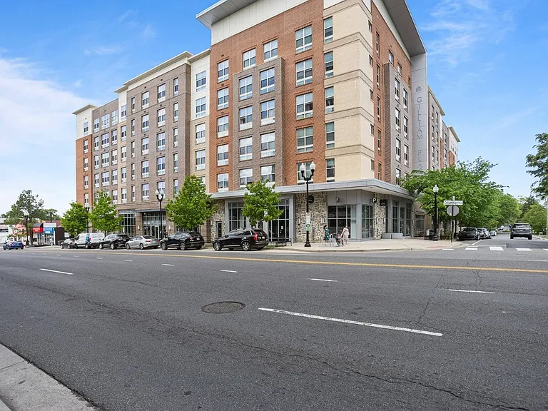 Gilliam Place — Photo 17