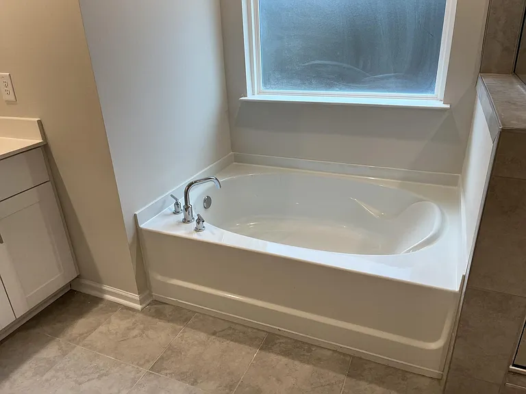 334 Wells Cir — Photo 17