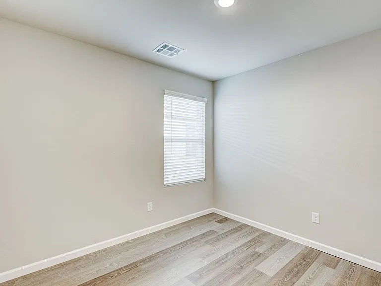 10508 SW 41st Pl — Photo 18