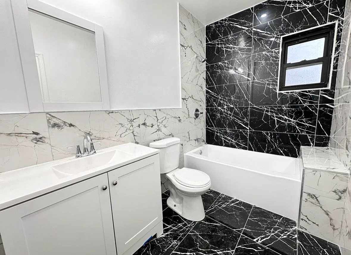 5 bed, 1400 sqft, $3,400 — Photo 1