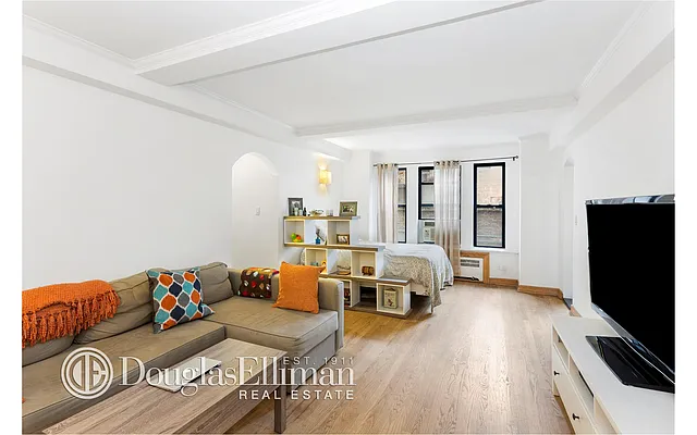 Rented by Douglas Elliman | media 2