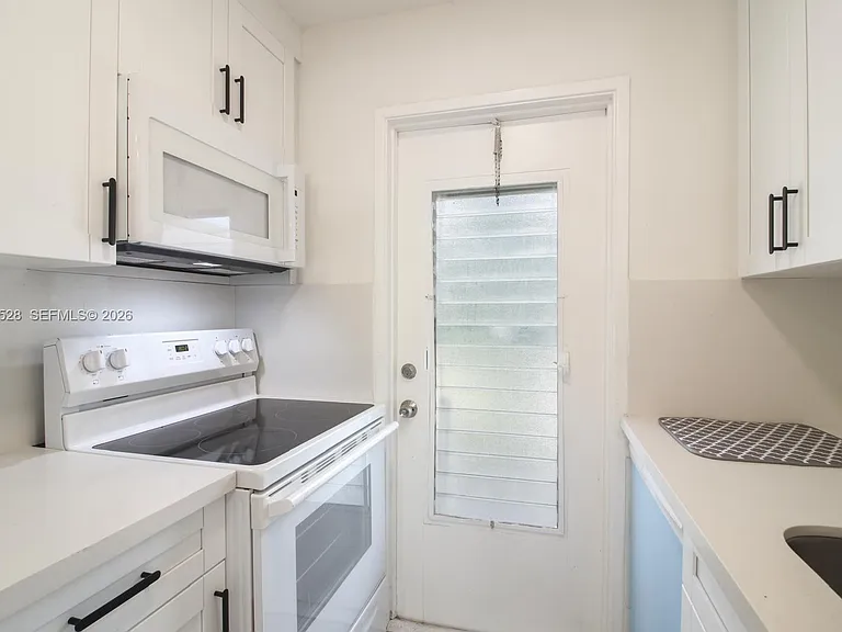 1440 SE 15th St #2 — Photo 13