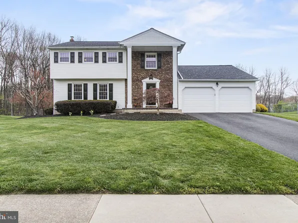 912 Piper Ln, Yardley, PA 19067