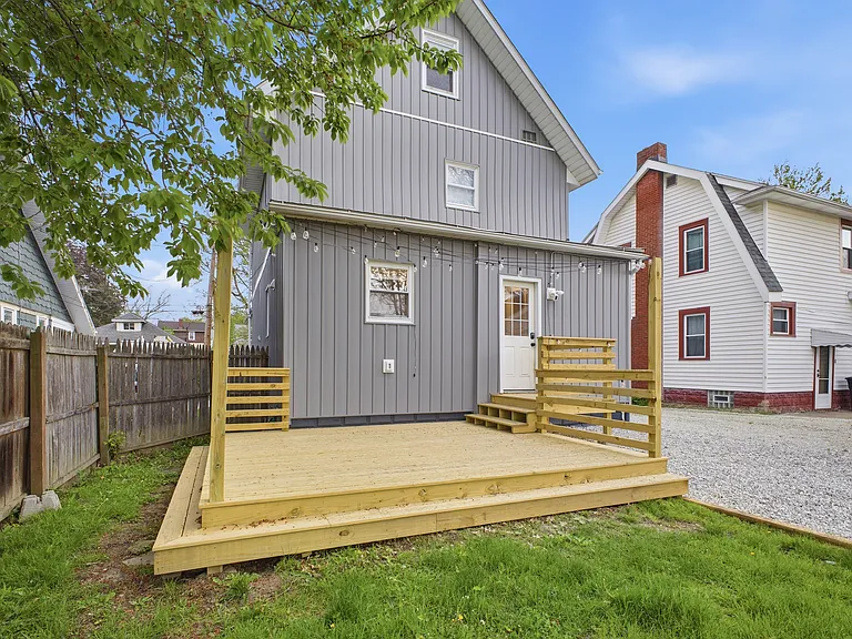 844 Harrison Ave — Photo 20