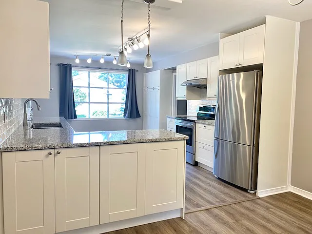 843 Driftwood Rd — Photo 7