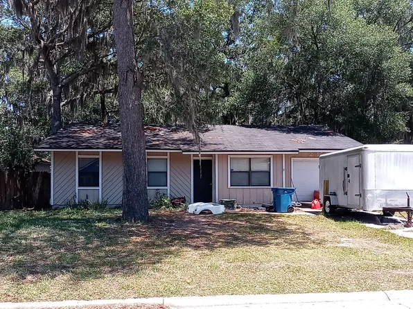 2159 E Featherwood Dr, Atlantic Beach, FL 32233