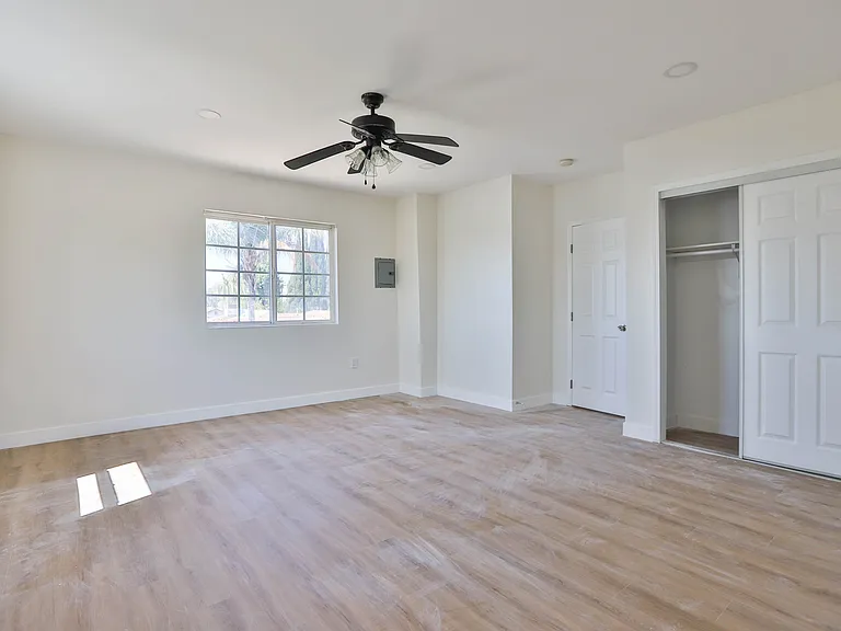 4132 Lynd Ave #C — Photo 20