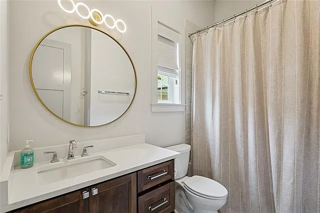 141 Bay Tree Manor Dr — Photo 19