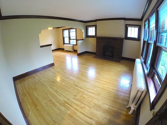 3rd image of 1411 Grand Ave #1
