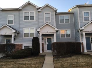 213 Holiday Ln, Hainesville, IL 60073