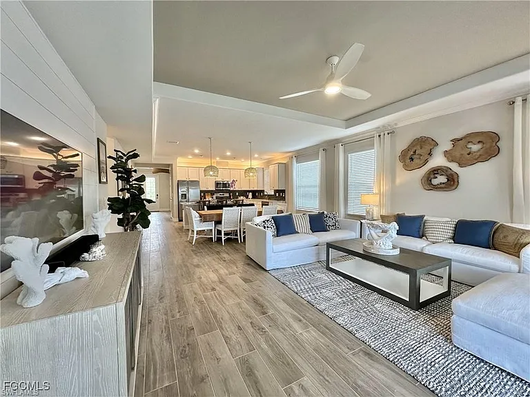 42203 Hammock Ln — Photo 6