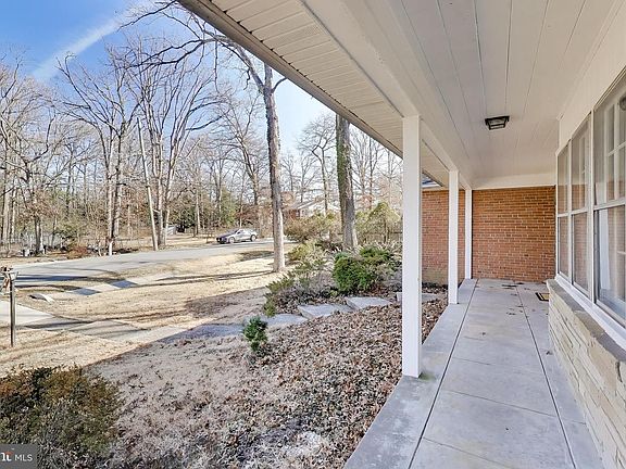4th image of 4007 Harrison Rd