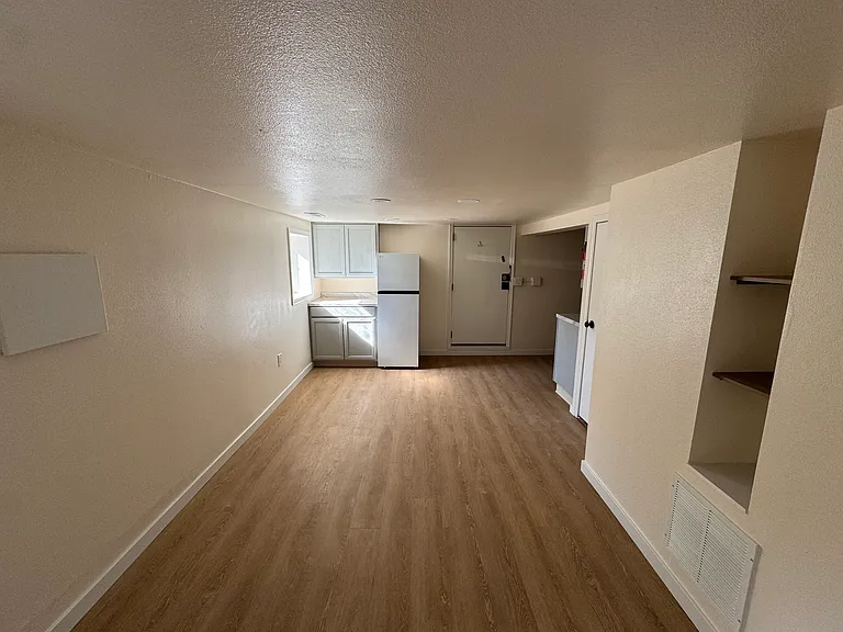 2701 Eagle St #B — Photo 2