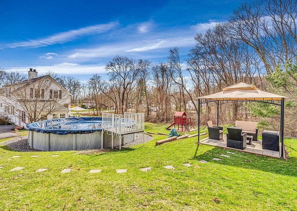 232 Pleasant St, Franklin, MA 02038 Zillow