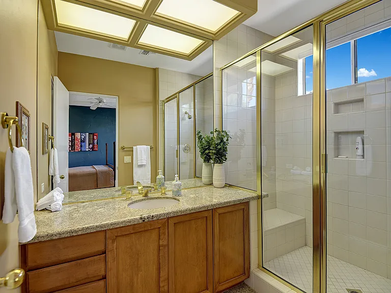 383 Desert Holly Dr — Photo 26