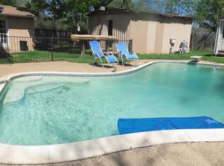 1102 Donley Dr, Euless, TX 76039