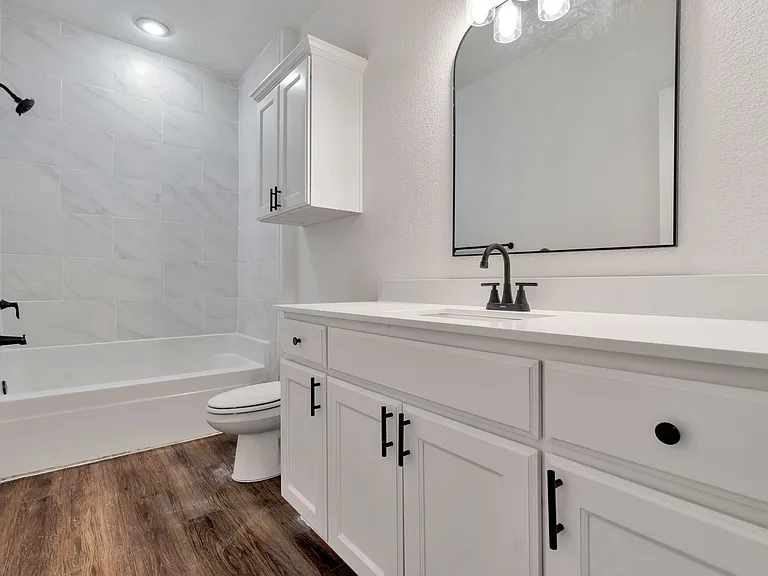 732 N Wordsworth Ln — Photo 20