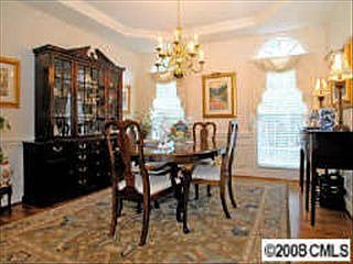 2nd image of 220 Liriope Ct