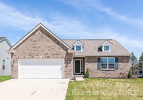 1st image of 7343 E Brook Dr