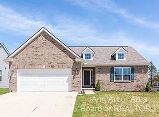 7343 E Brook Dr, Ypsilanti, MI 48197