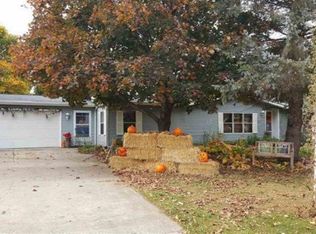 3960 N Waldron Rd, North Adams, MI 49262